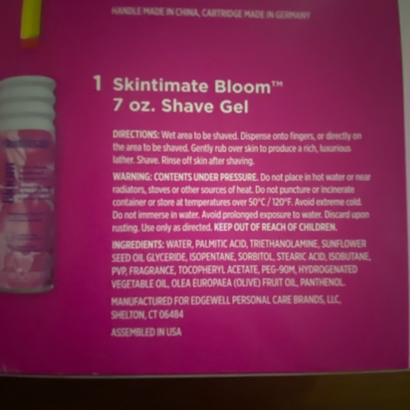 Skintimate Shaving Kit - Picture 10 of 12